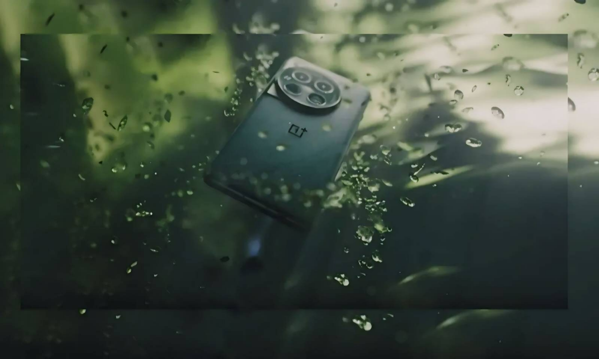 OnePlus 12 Aqua Touch
